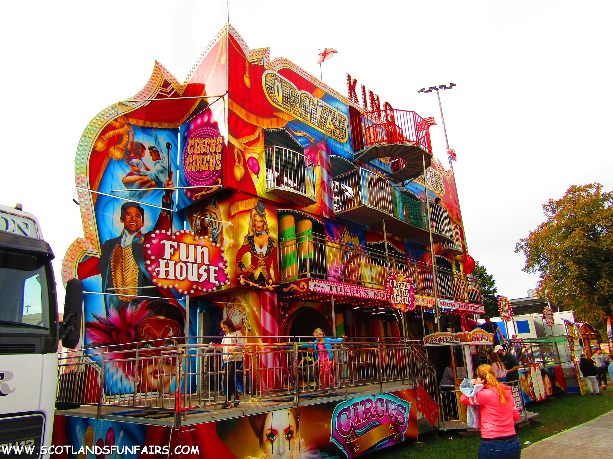 Tracey Maynes Funhouse